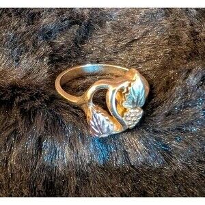 Landstroms Black Hills 10K Rose Gold Leaves Berries Ring Sz 5.5 Heart Shaped